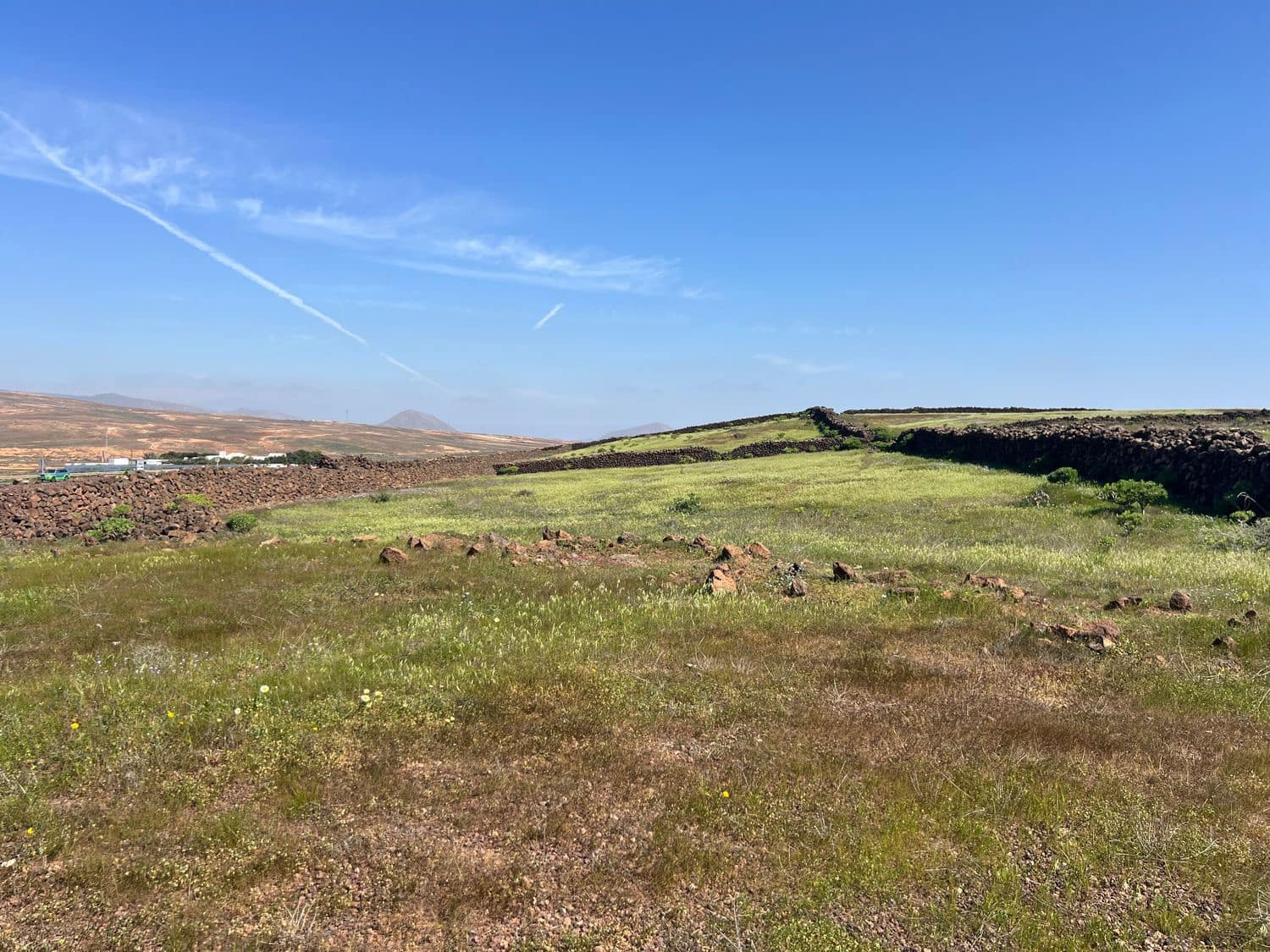 Grunde uden byggetilladelser til salg i Tahiche - € 86.000 (Ref: 9620784)