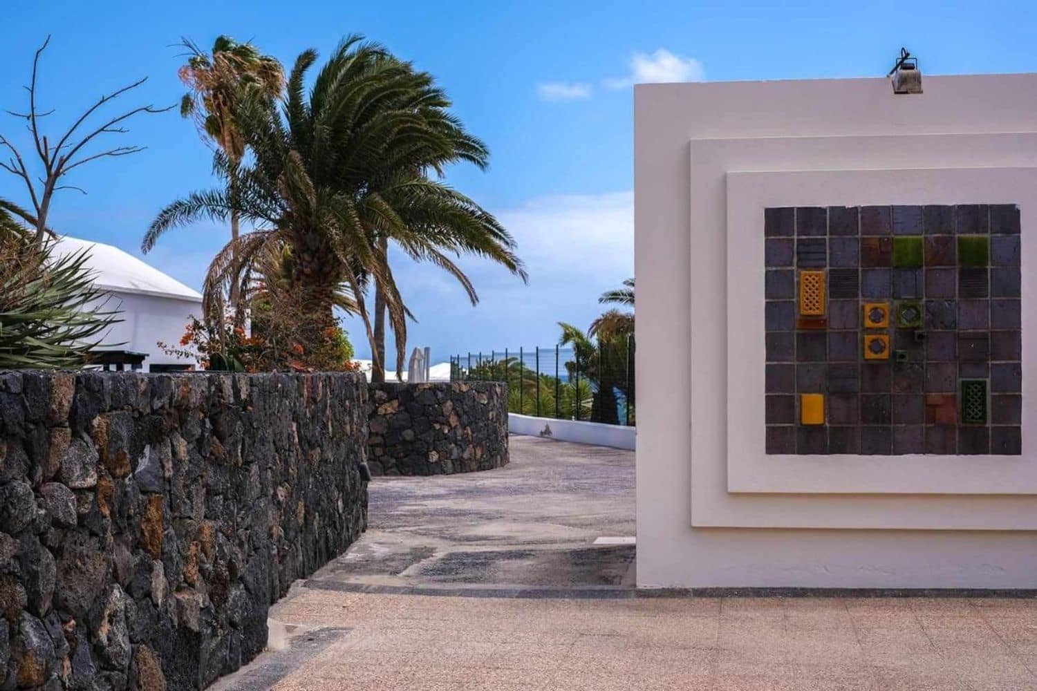 Lägenhet till salu i Costa Teguise med pool garage - 178 000 € (Ref: 9629672)