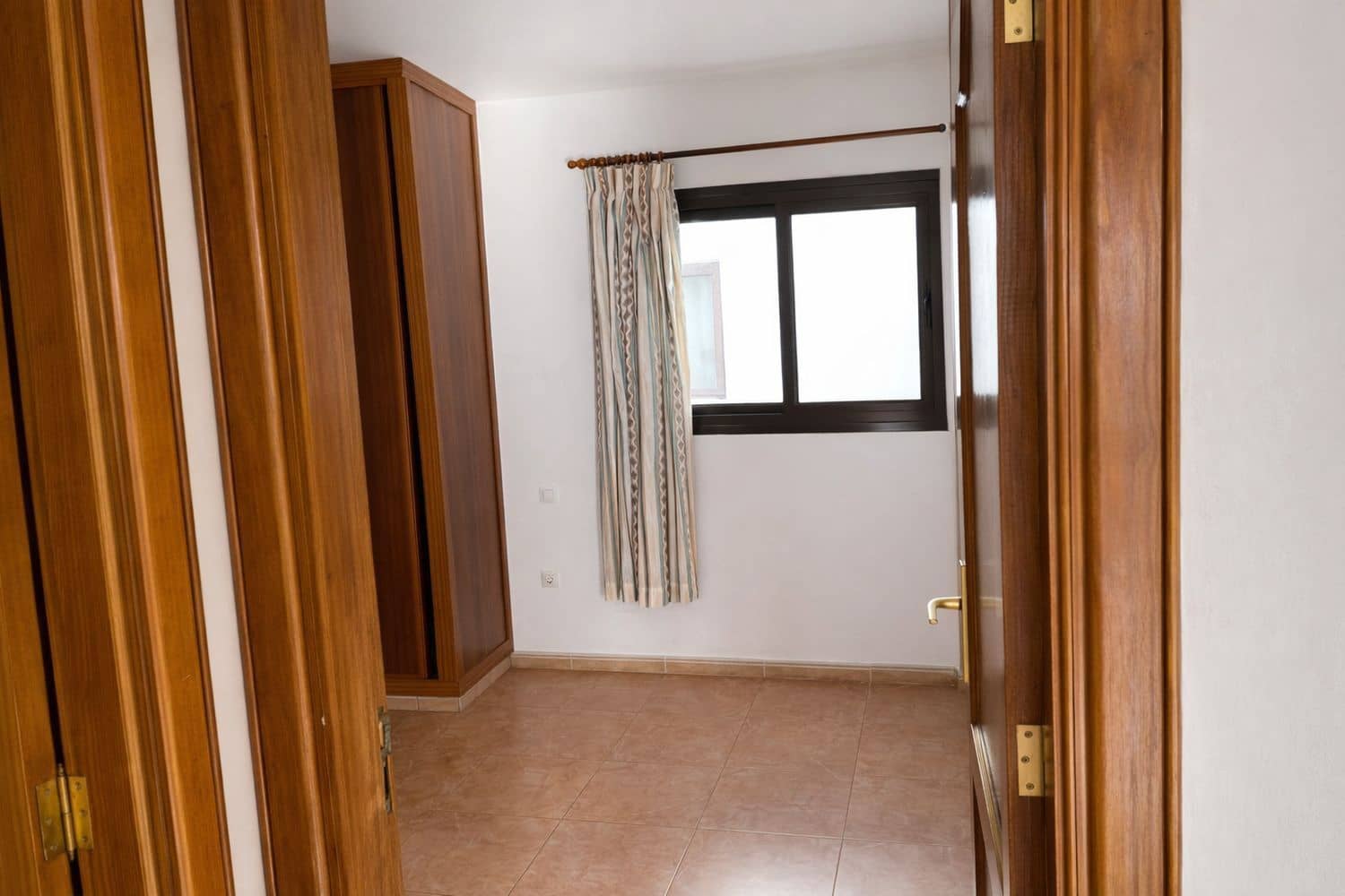 2 bedroom Apartment for sale in Arrecife with garage - € 186,000 (Ref: 9700314)