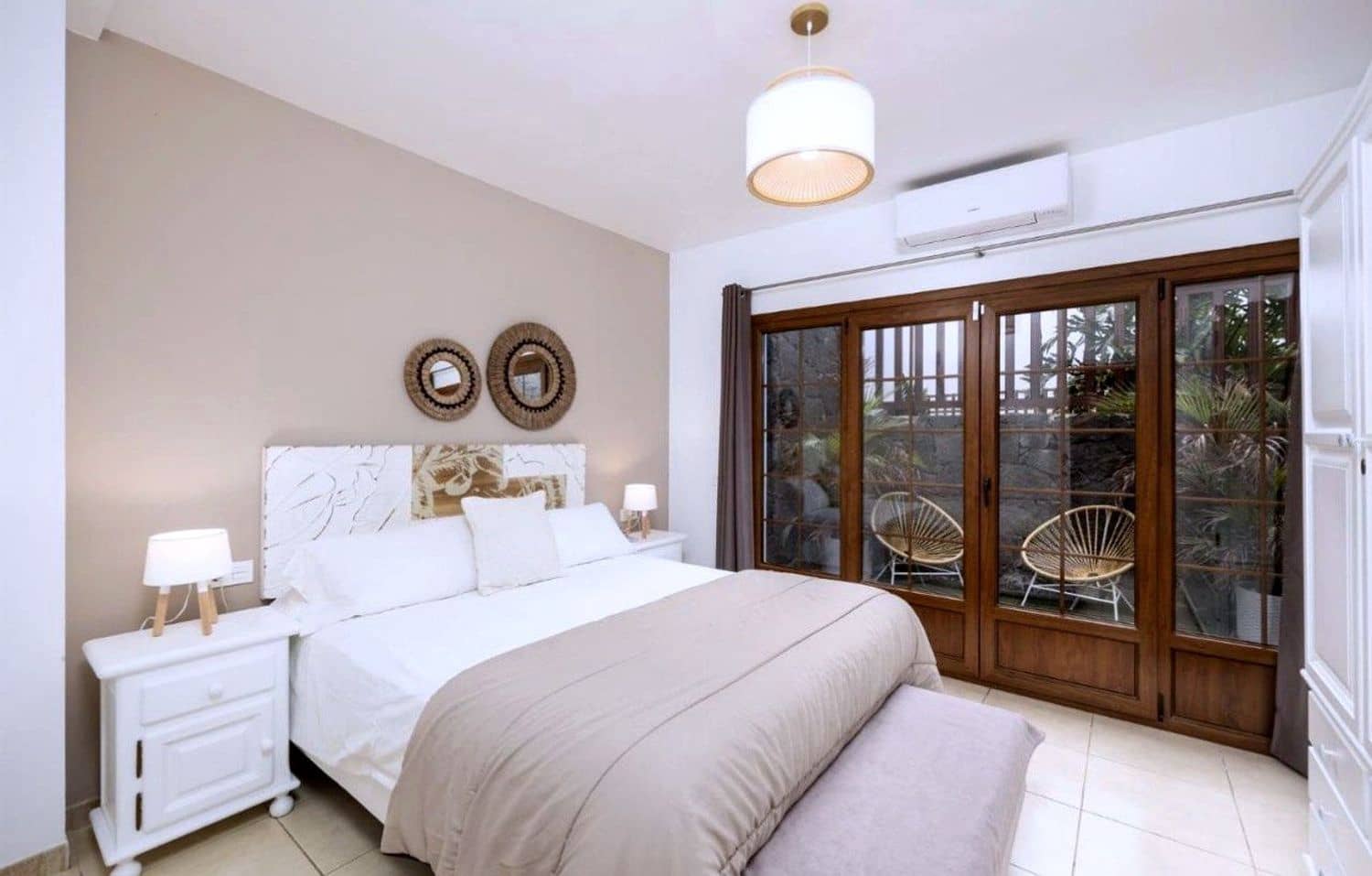 4 bedroom Townhouse for sale in Playa Blanca with pool garage - € 650,000 (Ref: 9741526)