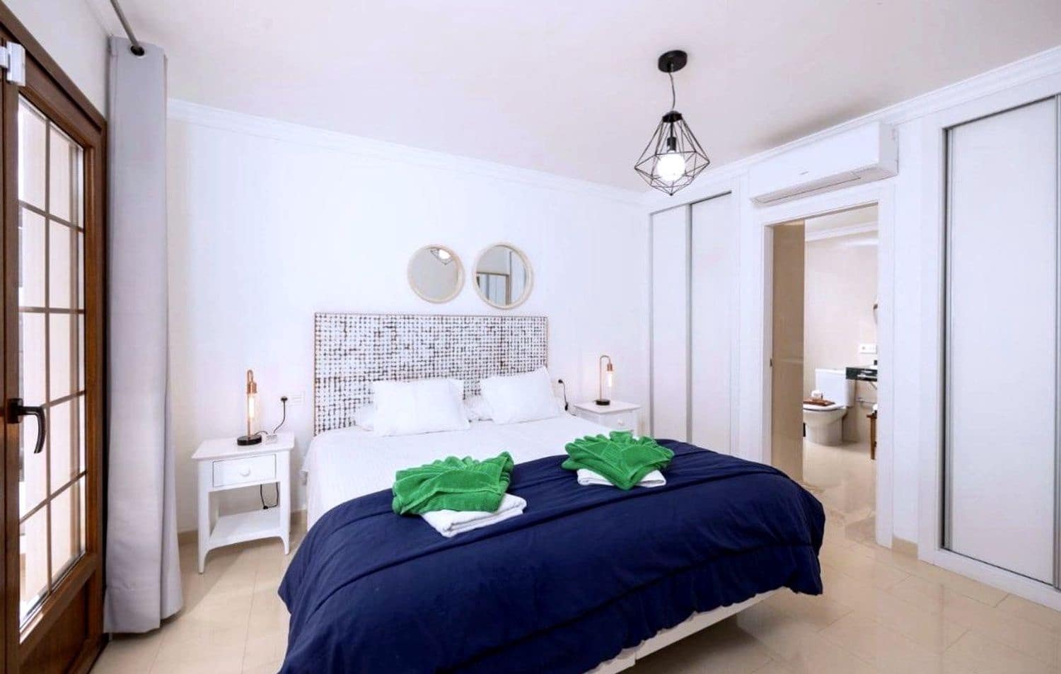 4 bedroom Townhouse for sale in Playa Blanca with pool garage - € 650,000 (Ref: 9741526)