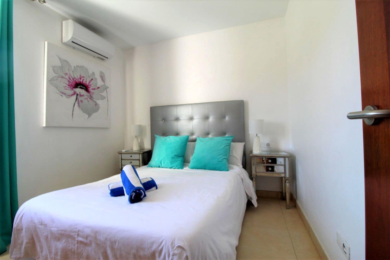 4 soveværelse Villa til salg i Montana Roja med swimmingpool garage - € 640.000 (Ref: 9761599)