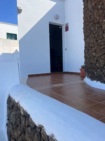 2 bedroom Apartment for rent in Teguise with garage - € 1,475 (Ref: 9861462)