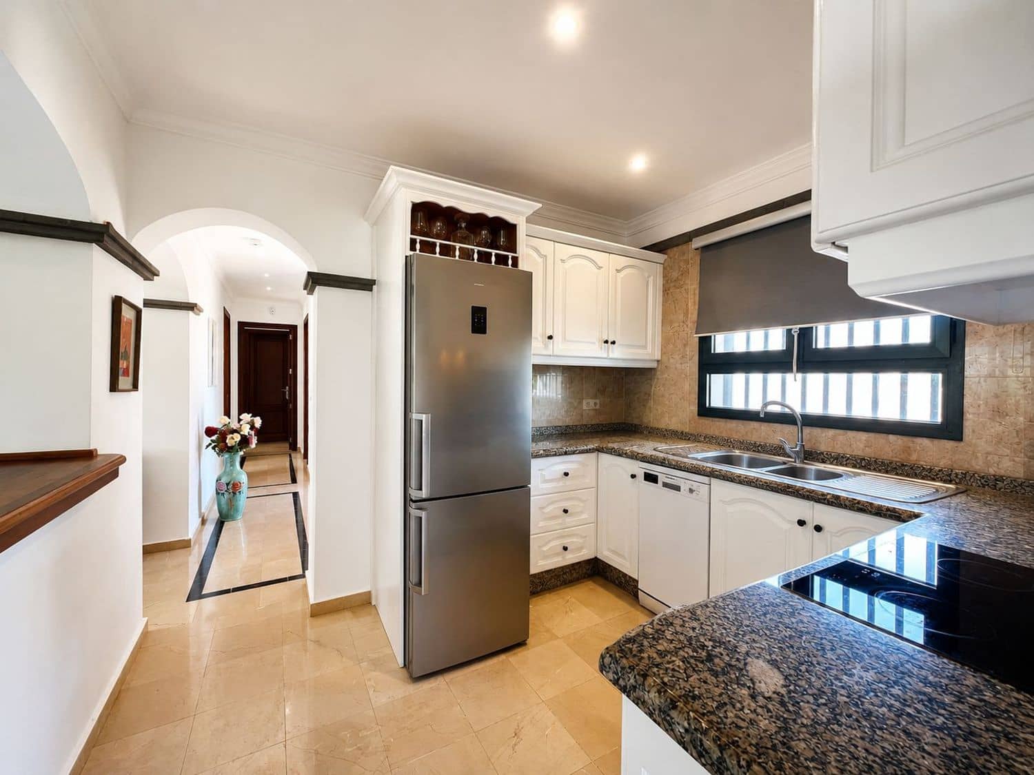 2 bedroom Townhouse for sale in Playa Blanca with pool garage - € 530,000 (Ref: 9932836)