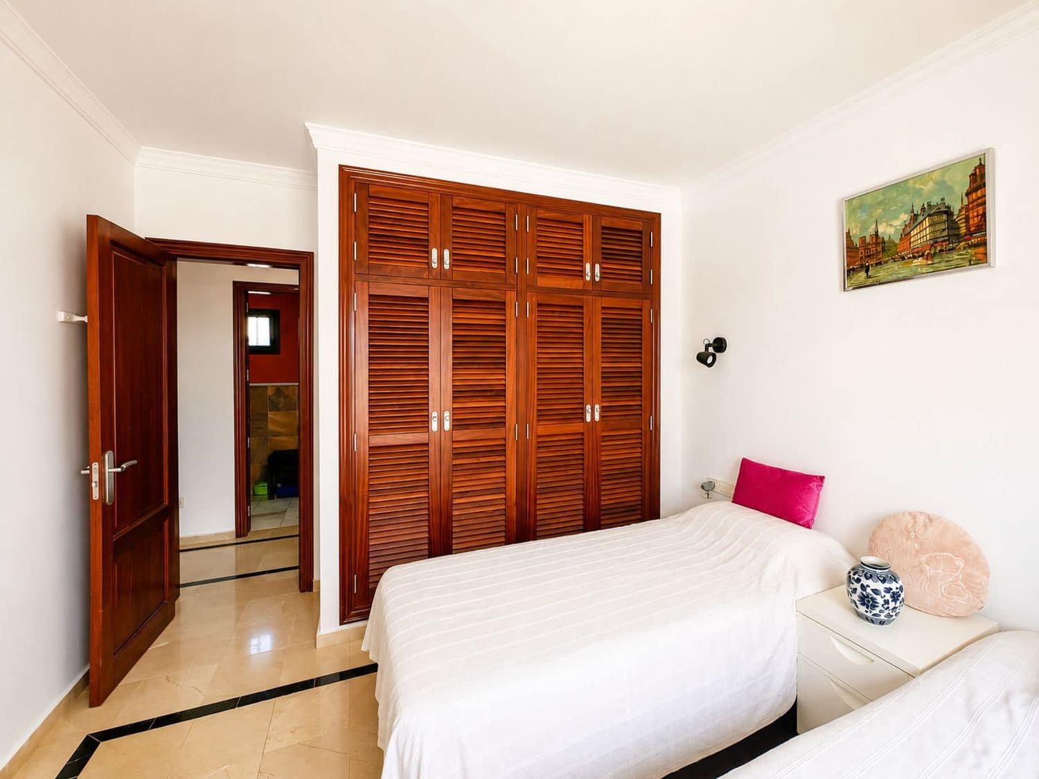 2 bedroom Townhouse for sale in Playa Blanca with pool garage - € 530,000 (Ref: 9932836)