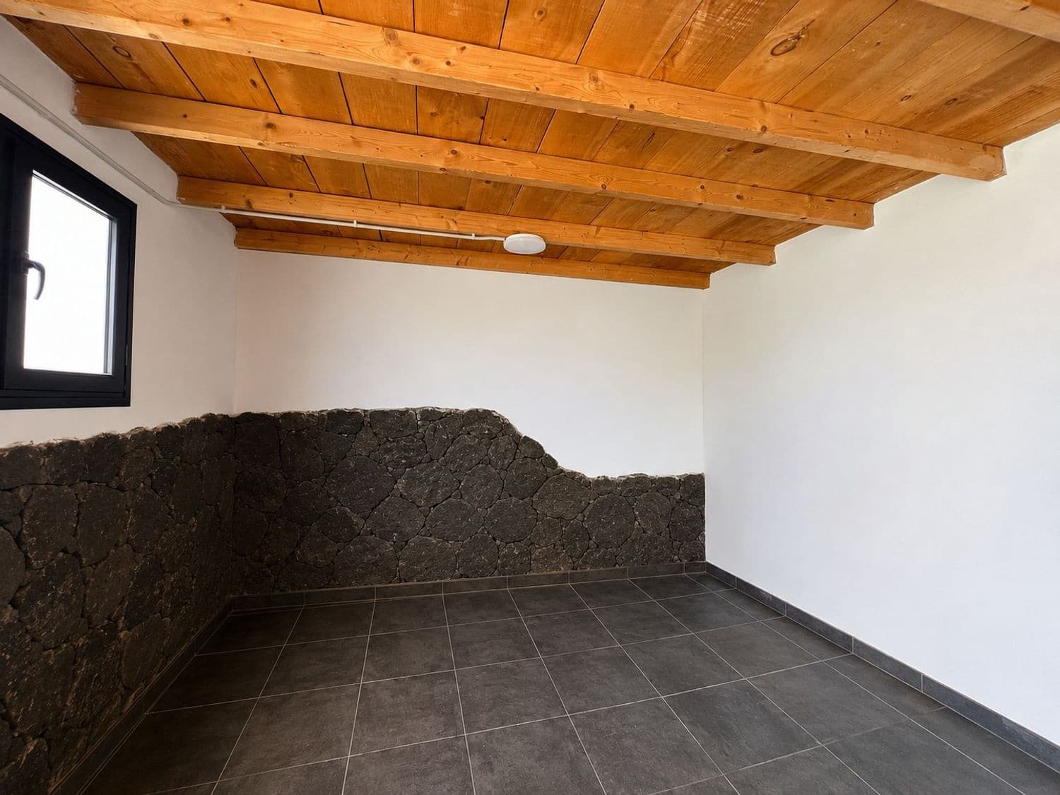 2 bedroom Townhouse for sale in Playa Blanca with pool garage - € 530,000 (Ref: 9932836)