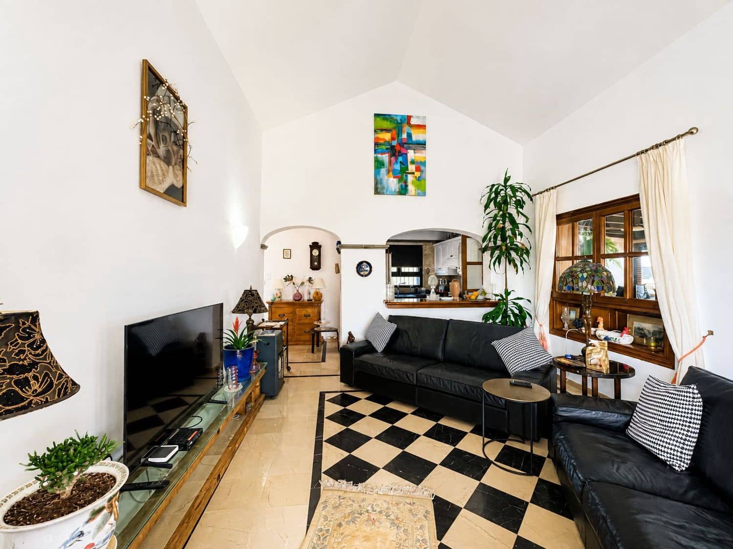2 bedroom Townhouse for sale in Playa Blanca with pool garage - € 530,000 (Ref: 9932836)