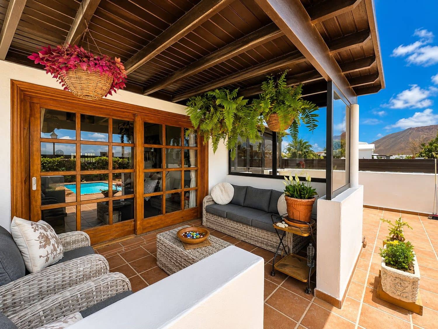 2 bedroom Townhouse for sale in Playa Blanca with pool garage - € 530,000 (Ref: 9932836)