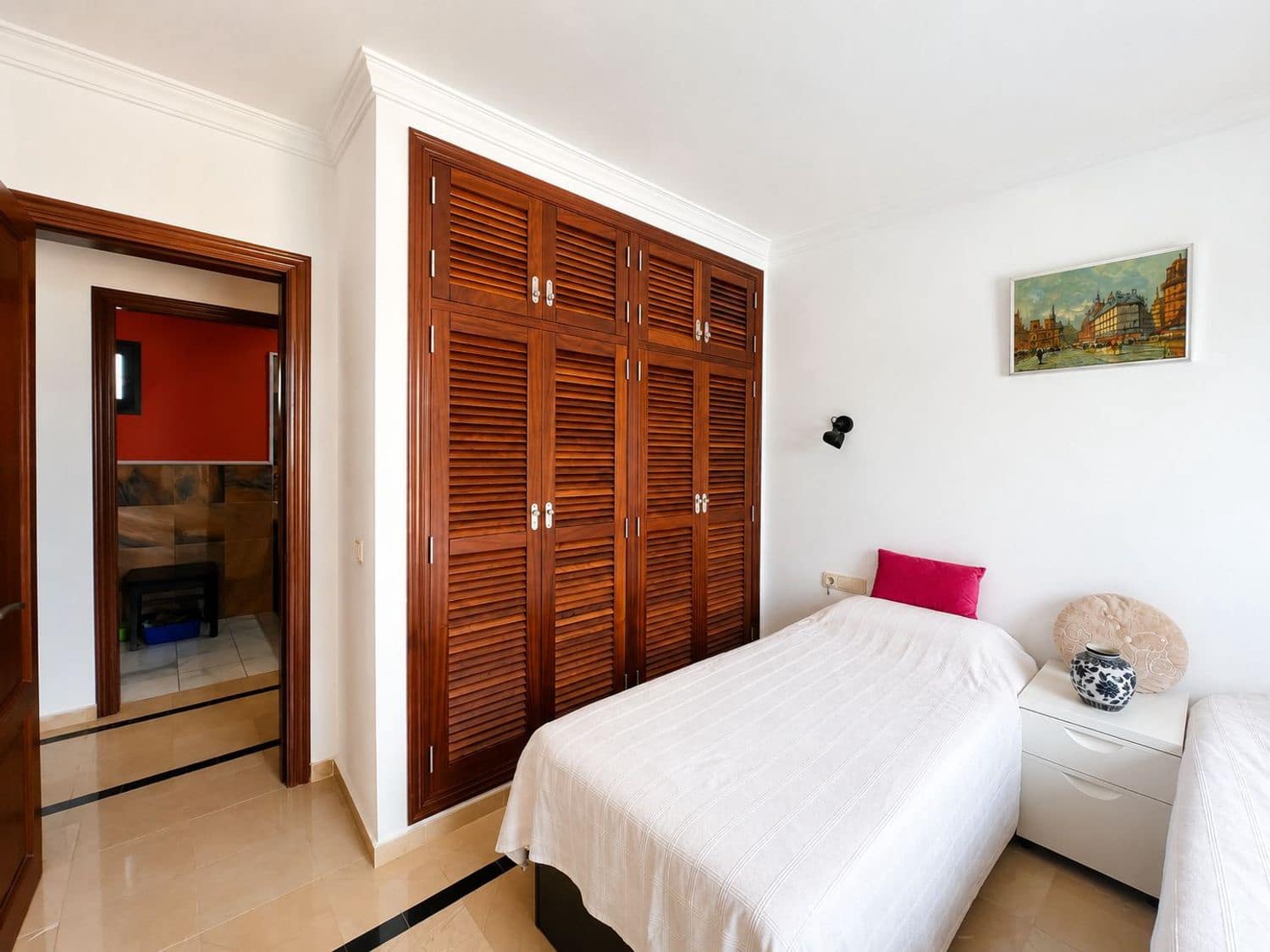 2 bedroom Townhouse for sale in Montana Roja with pool garage - € 530,000 (Ref: 9932836)