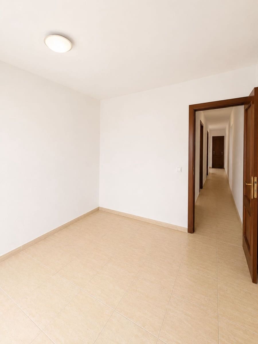 2 chambre Appartement à vendre à Arrecife avec garage - 200 000 € (Ref: 9974571)