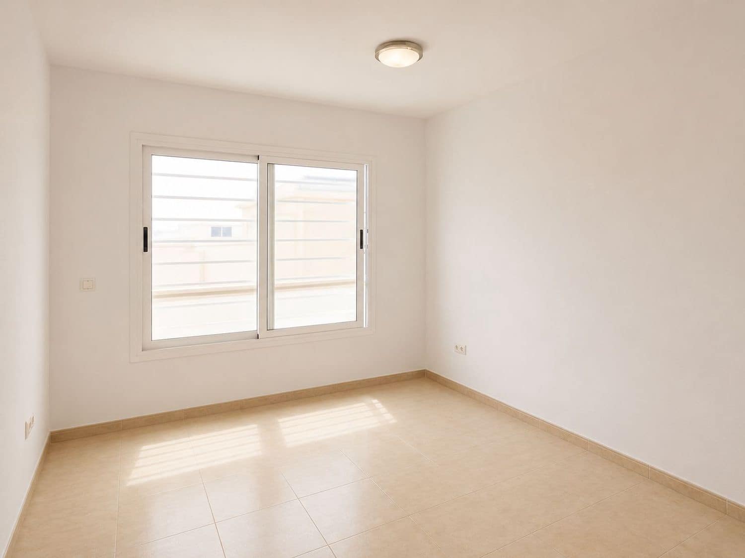 2 chambre Appartement à vendre à Arrecife avec garage - 200 000 € (Ref: 9974571)