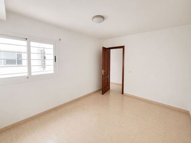 2 sypialnia Apartament na sprzedaż w Arrecife z garażem - 200 000 € (Ref: 9974571)