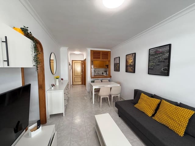 Appartement de 2 chambres à louer à Arrecife avec garage - 1 000 € (Ref: 9999535)
