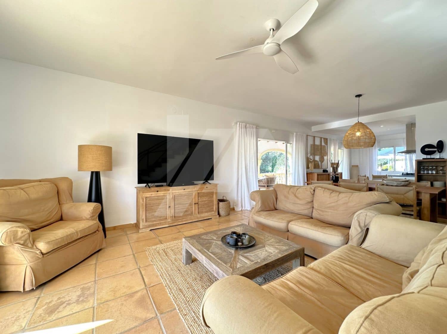 6 slaapkamer Villa te koop in Cumbre del Sol met zwembad garage - € 1.250.000 (Ref: 10006217)