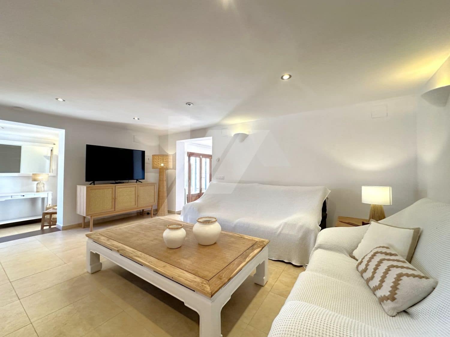 6 slaapkamer Villa te koop in Cumbre del Sol met zwembad garage - € 1.250.000 (Ref: 10006217)