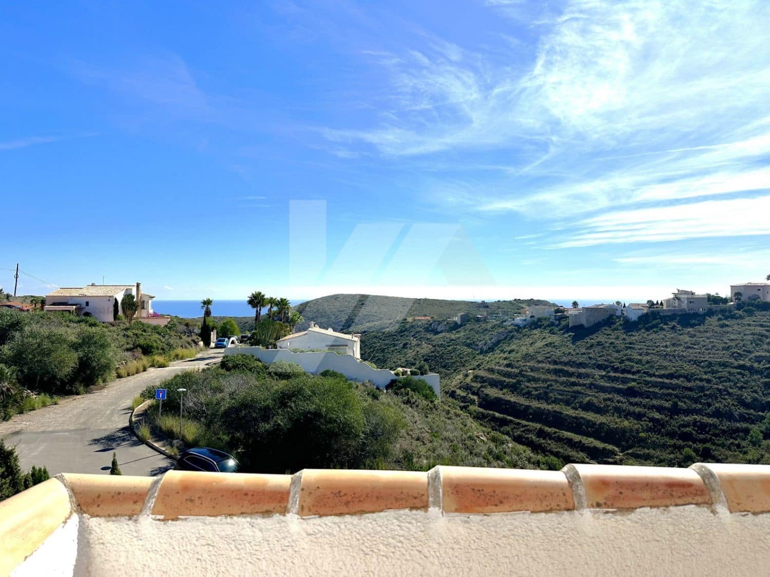 6 slaapkamer Villa te koop in Cumbre del Sol met zwembad garage - € 1.250.000 (Ref: 10006217)