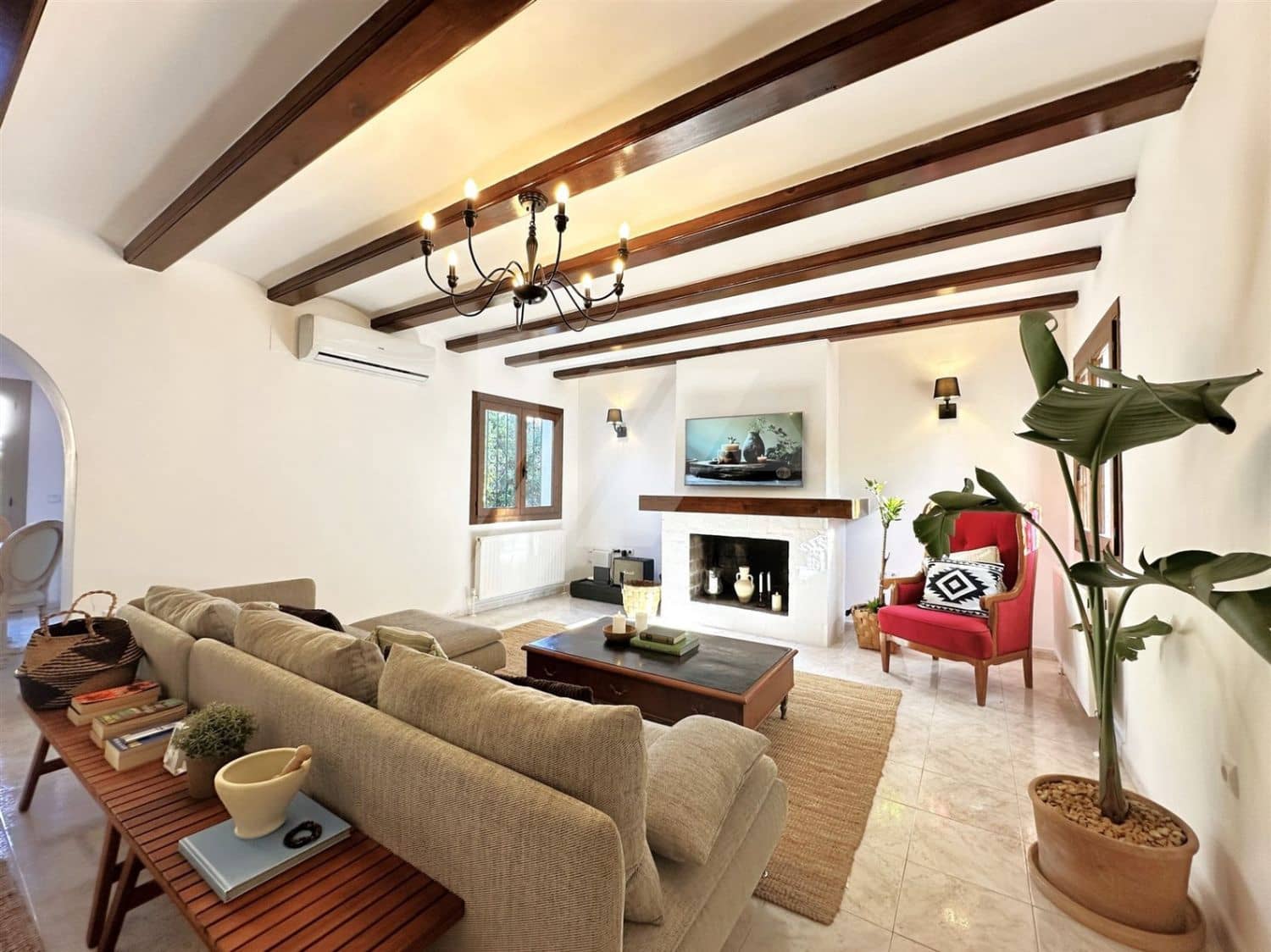 3 Zimmer Villa zu verkaufen in Moraira mit Pool Garage - 875.000 € (Ref: 10018145)