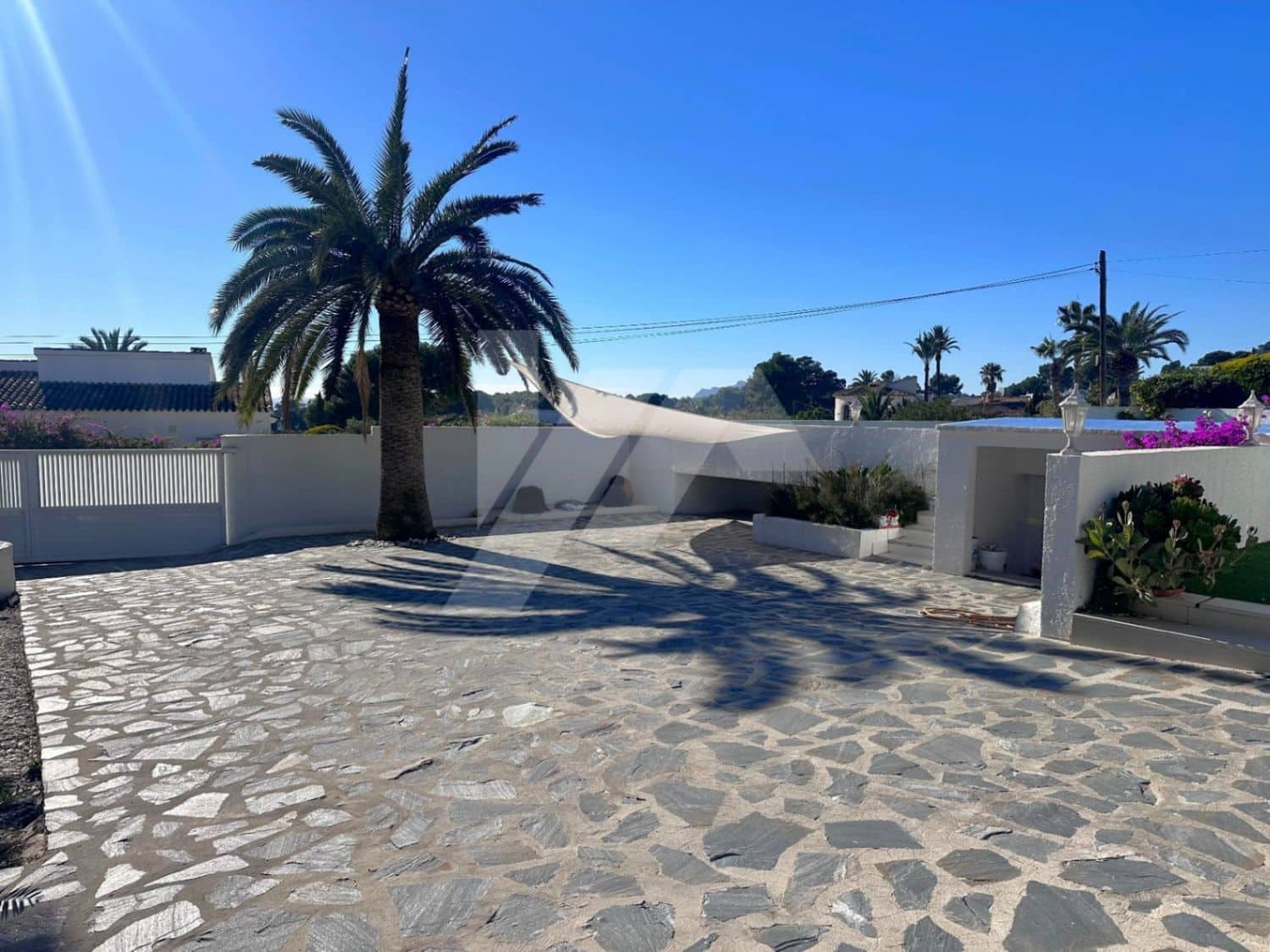 Chalet de 3 habitaciones en Moraira en venta con piscina garaje - 785.000 € (Ref: 10018817)