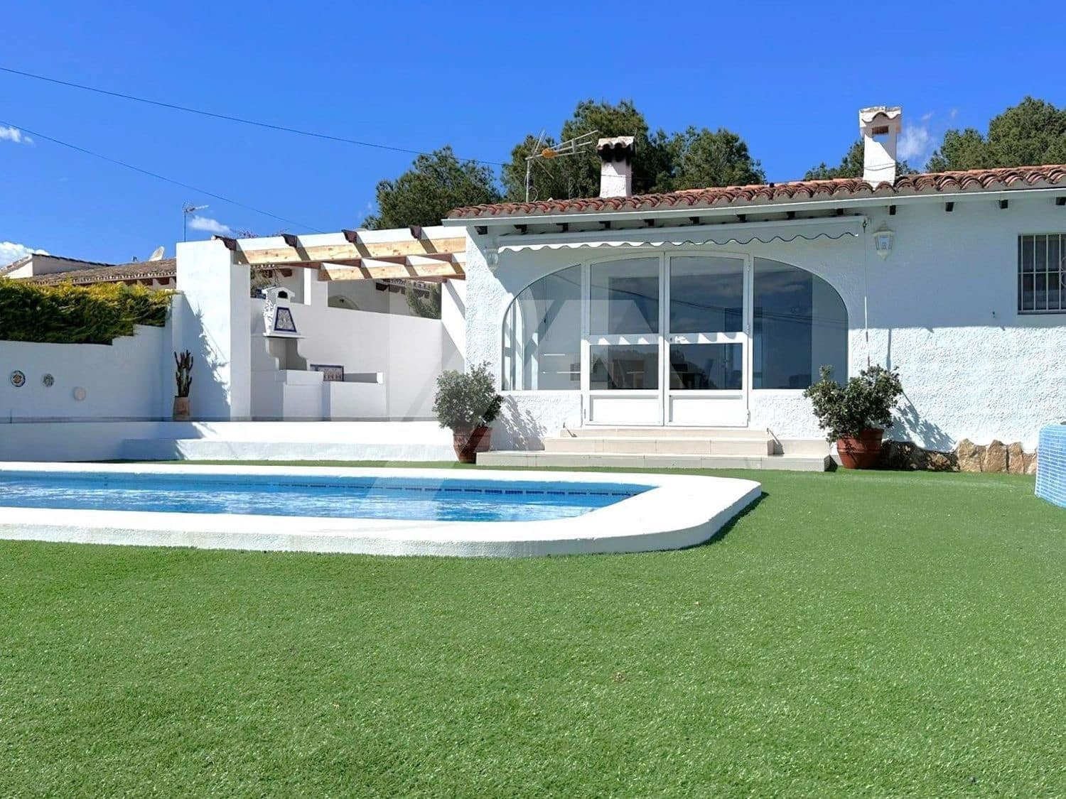 Chalet de 3 habitaciones en Moraira en venta con piscina garaje - 785.000 € (Ref: 10018817)