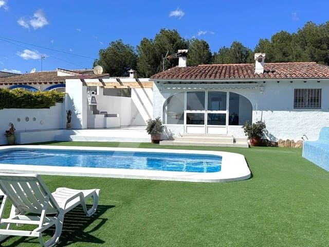 Chalet de 3 habitaciones en Benimeit - Tabaira, Teulada-Moraira en venta con piscina garaje - 785.000 € (Ref: 10018817)