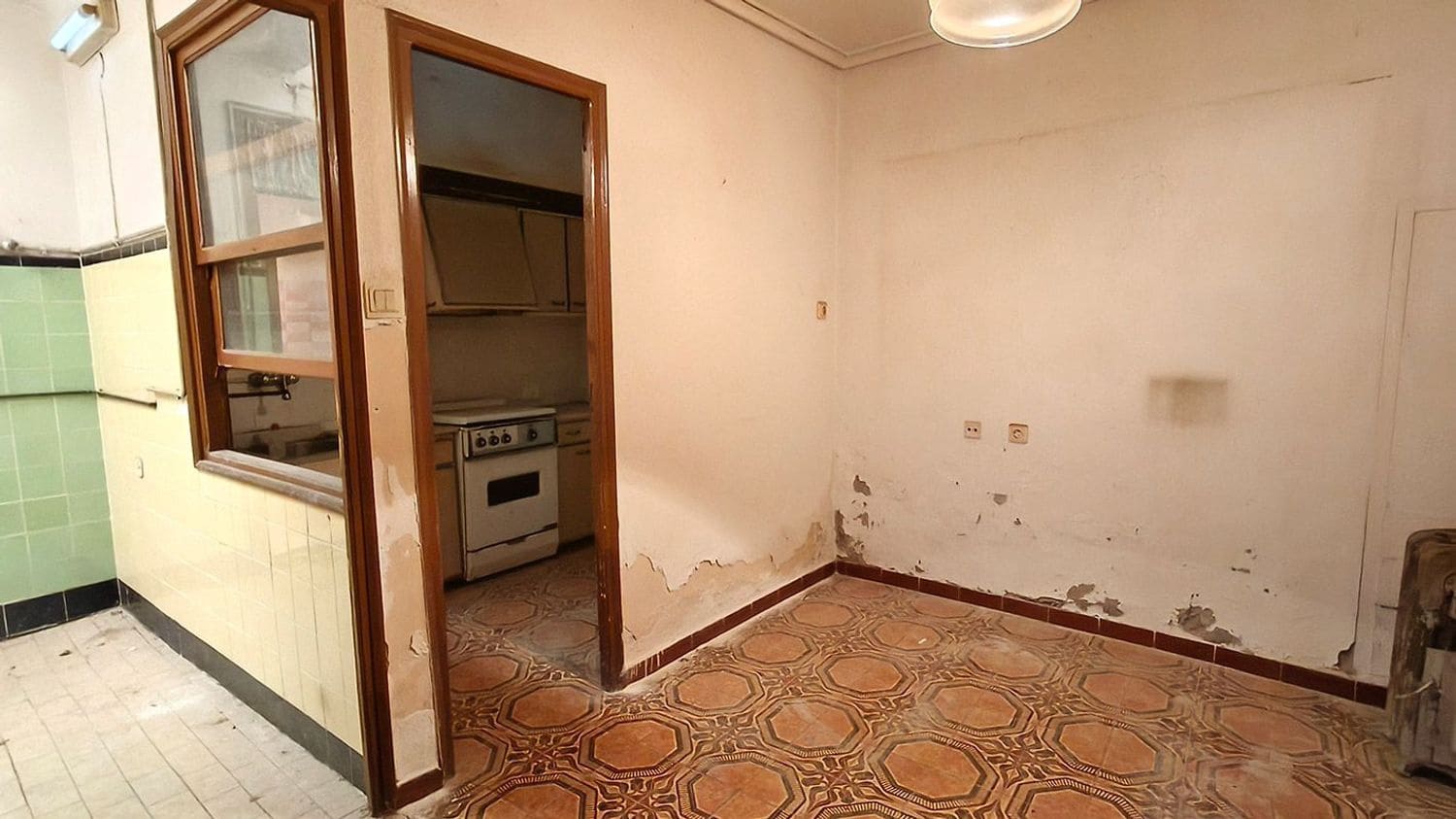 3 Zimmer Haus zu verkaufen in Aspe mit Garage - 89.500 € (Ref: 10067117)