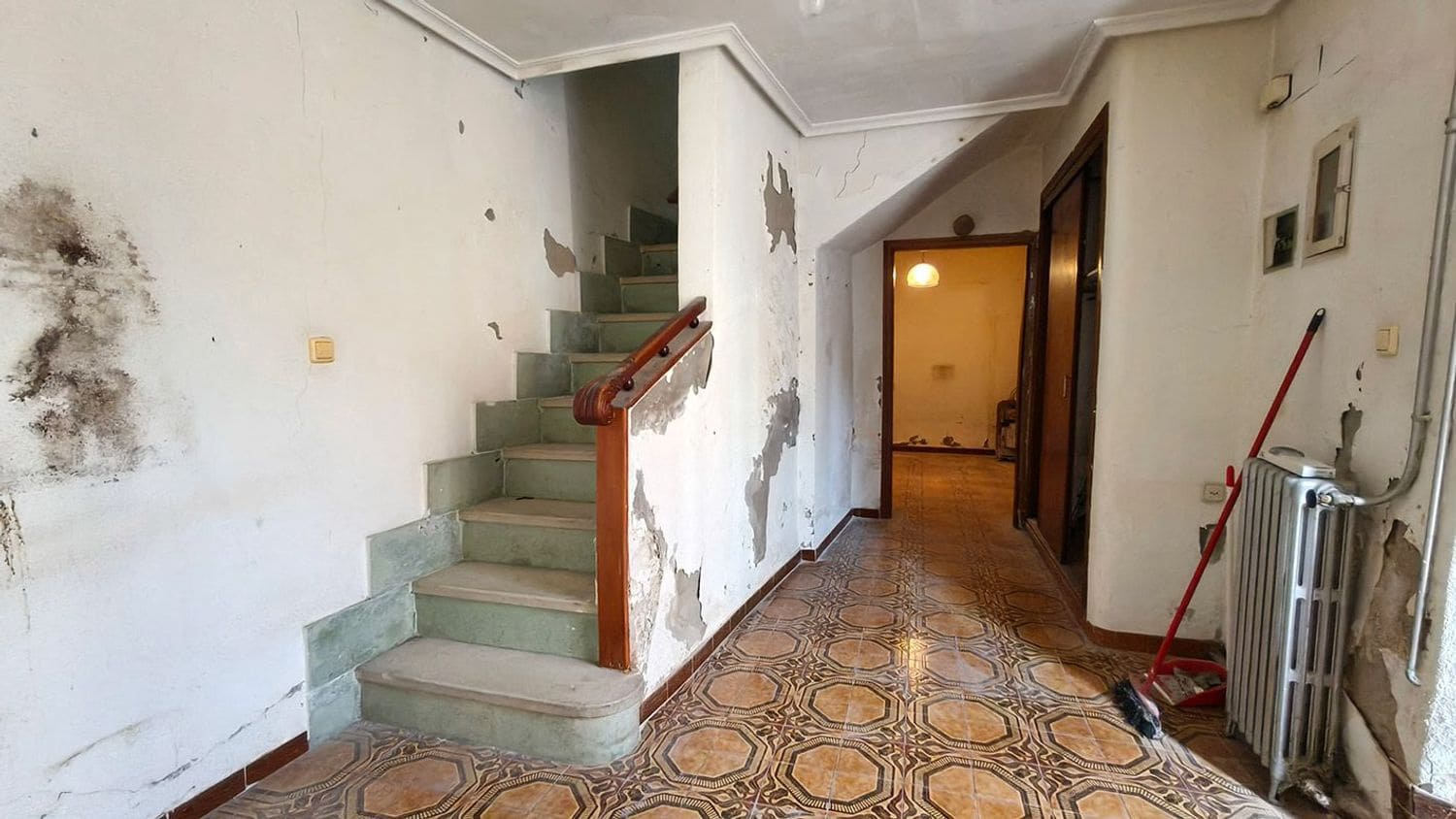 3 Zimmer Haus zu verkaufen in Aspe mit Garage - 89.500 € (Ref: 10067117)