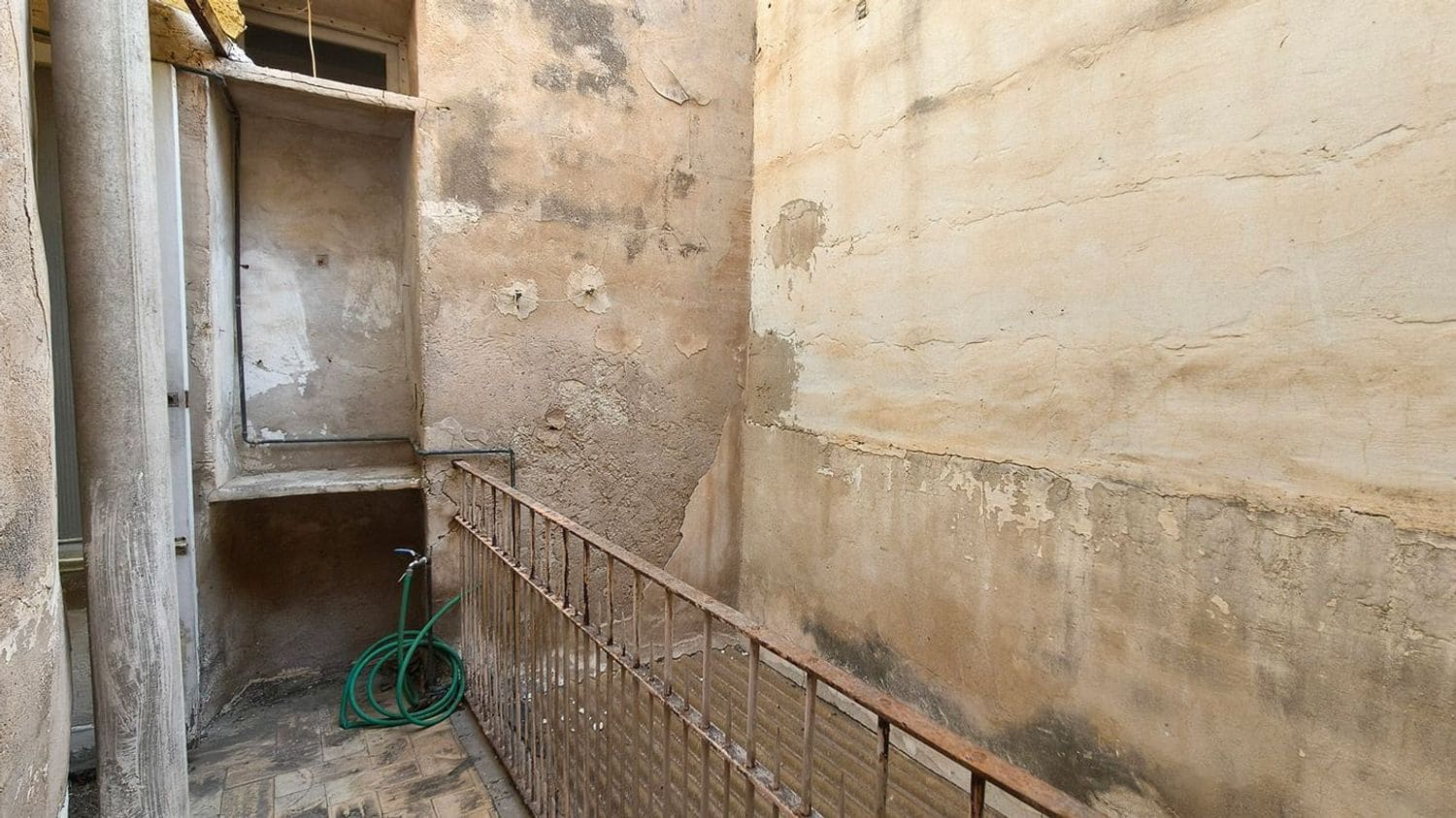 3 Zimmer Haus zu verkaufen in Aspe mit Garage - 89.500 € (Ref: 10067117)