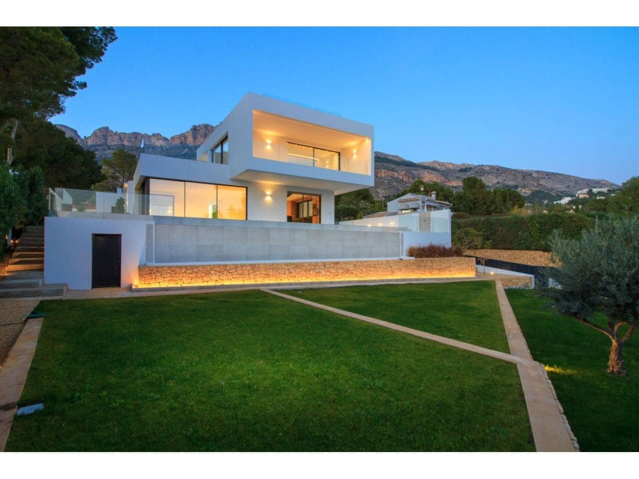 5 sypialnia Willa na sprzedaż w Altea la Vella z basenem garażem - 1 995 000 € (Ref: 6953221)