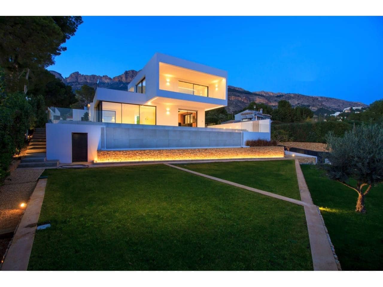 5 sypialnia Willa na sprzedaż w Altea la Vella z basenem garażem - 1 995 000 € (Ref: 6953221)