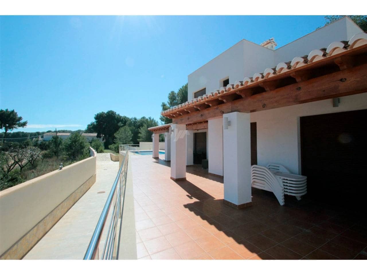 6 bedroom Villa for sale in Moraira with pool garage - € 2,700,000 (Ref: 7288945)