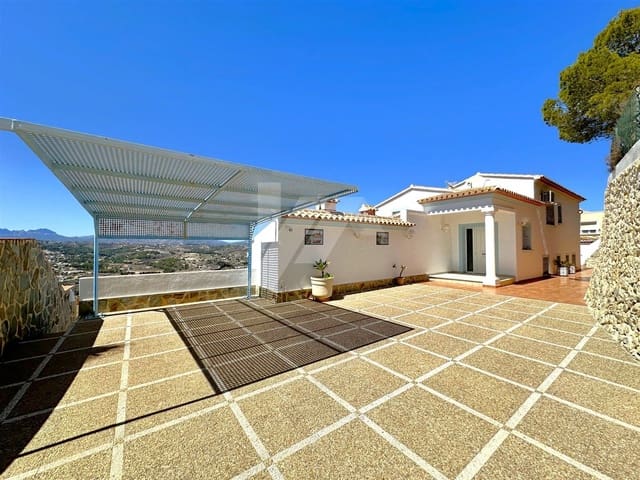 4 soverom Villa til salgs i Teulada-Moraira med svømmebasseng garasje - € 990 000 (Ref: 8395409)