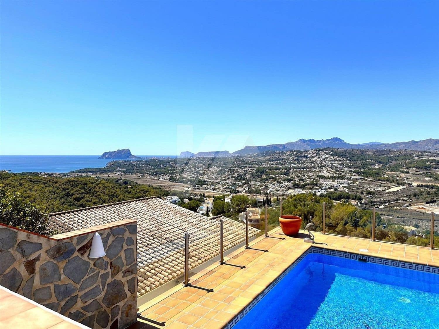 Chalet de 4 habitaciones en Moraira en venta con piscina garaje - 990.000 € (Ref: 8395409)