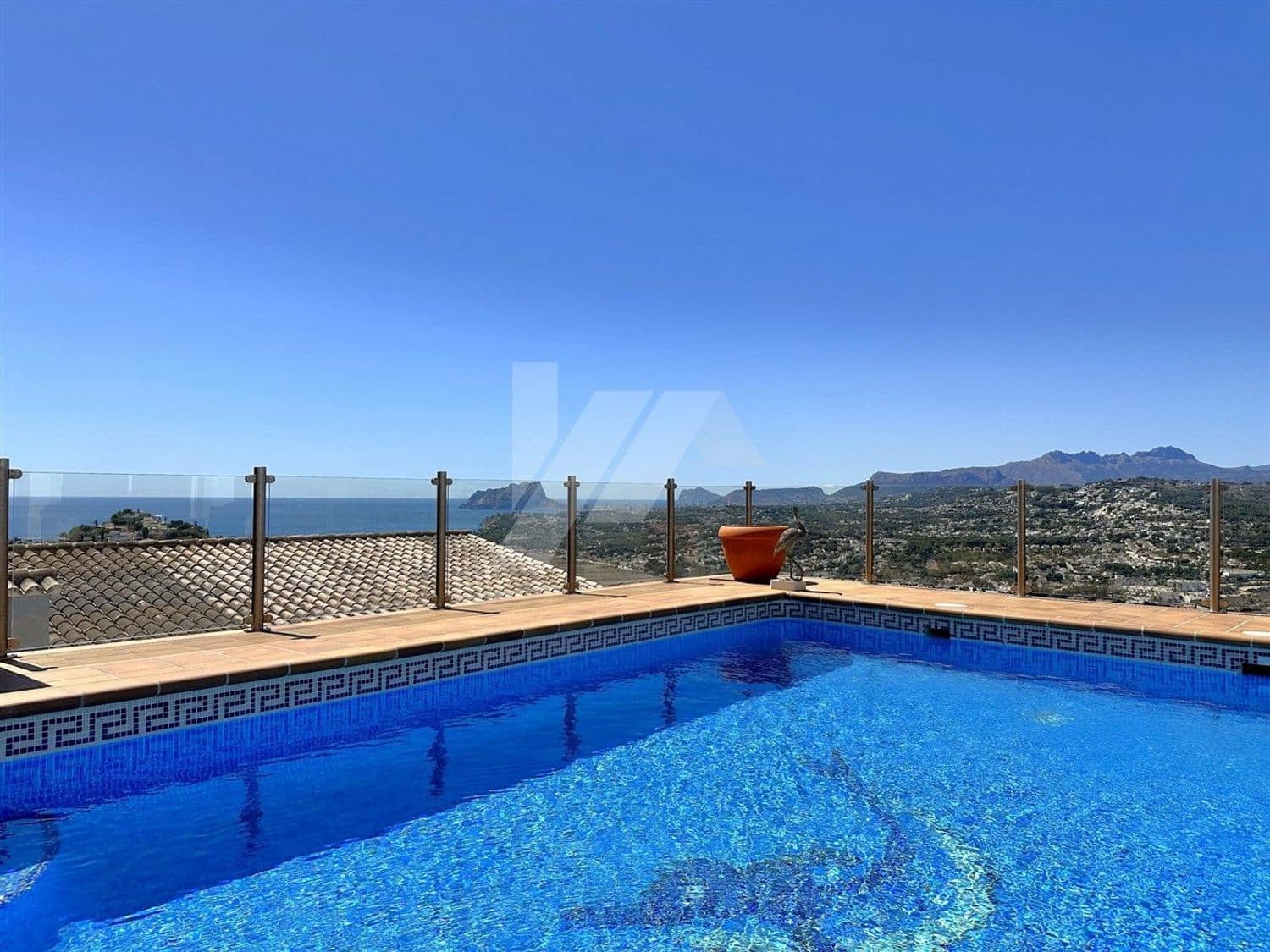 Chalet de 4 habitaciones en Moraira en venta con piscina garaje - 990.000 € (Ref: 8395409)
