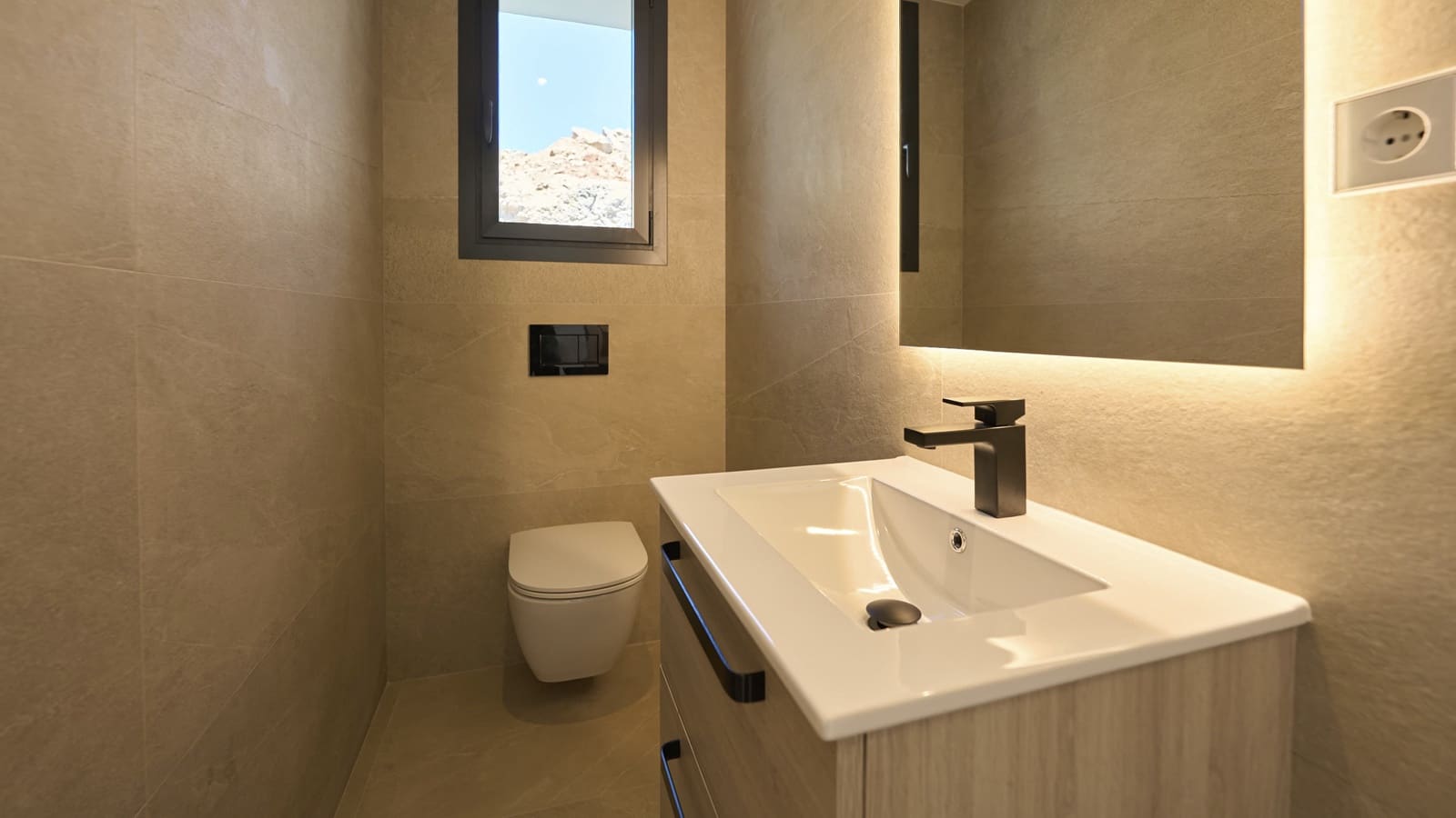 3 slaapkamer Villa te koop in Alfaz del Pi / L'Alfas del Pi met zwembad garage - € 615.000 (Ref: 8463110)