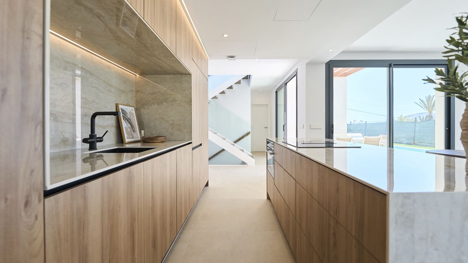 3 slaapkamer Villa te koop in Alfaz del Pi / L'Alfas del Pi met zwembad garage - € 615.000 (Ref: 8463110)