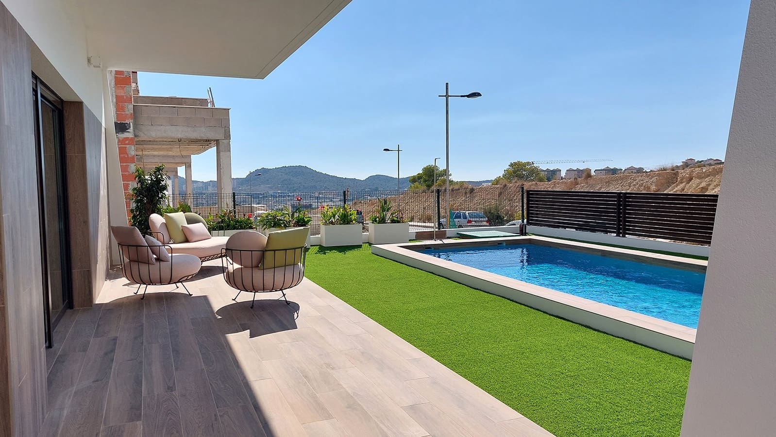 Chalet de 3 habitaciones en Finestrat en venta con piscina garaje - 565.000 € (Ref: 8597048)