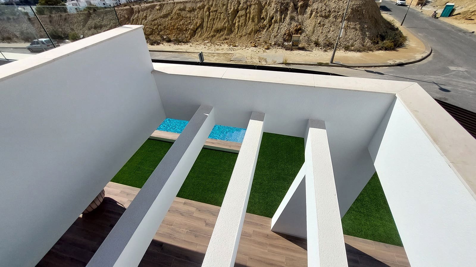 Chalet de 3 habitaciones en Finestrat en venta con piscina garaje - 565.000 € (Ref: 8597048)