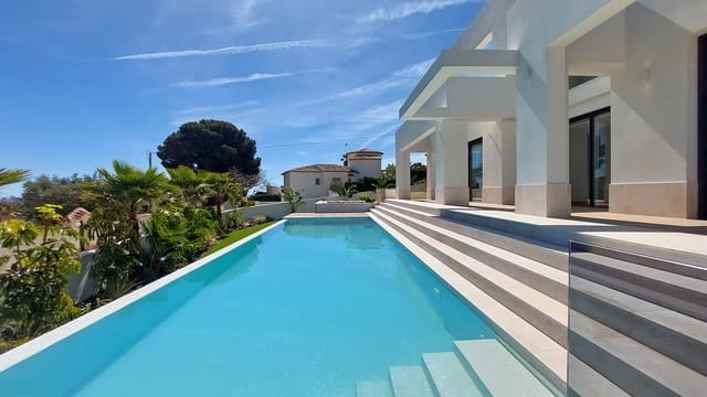 4 bedroom Villa for sale in Benissa with pool garage - € 2,260,000 (Ref: 8674257)