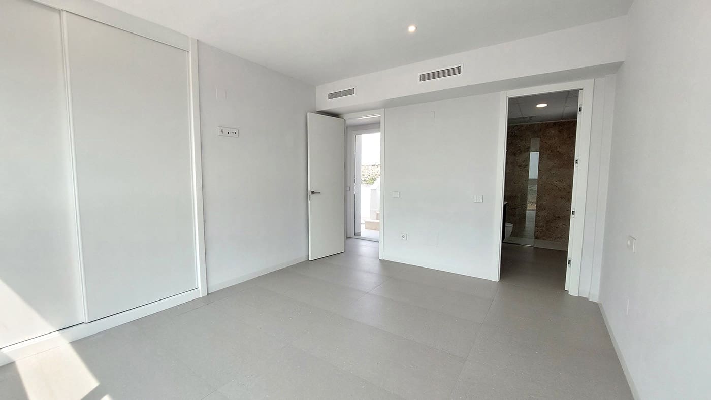 3 soverom Villa til salgs i Muchamiel / Mutxamel med svømmebasseng garasje - € 495 000 (Ref: 9248528)