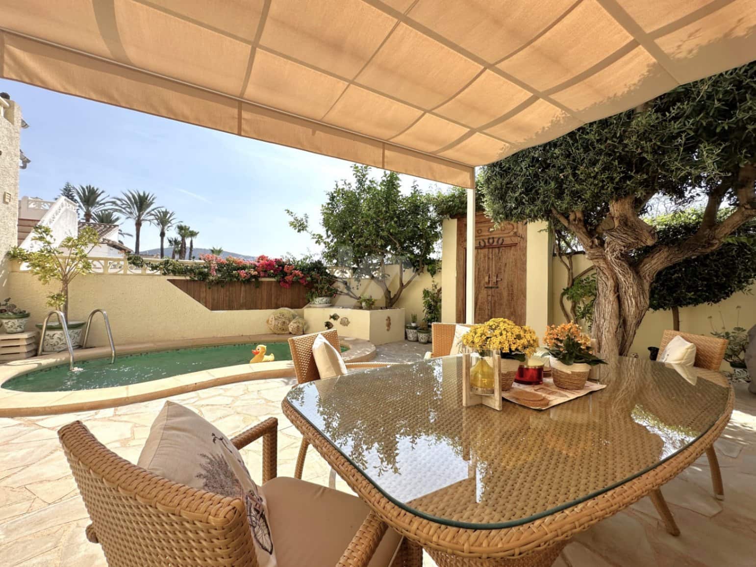 2 quarto Casa em Banda para venda em Teulada-Moraira com piscina - 395 000 € (Ref: 9415373)
