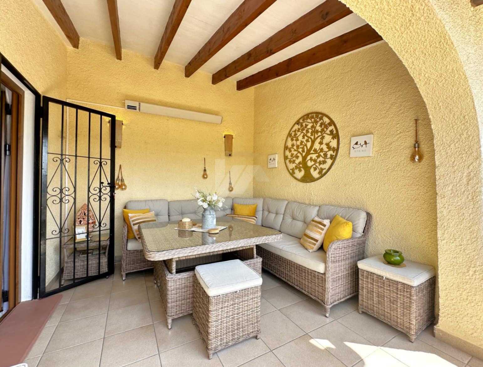 2 quarto Casa em Banda para venda em Teulada-Moraira com piscina - 395 000 € (Ref: 9415373)