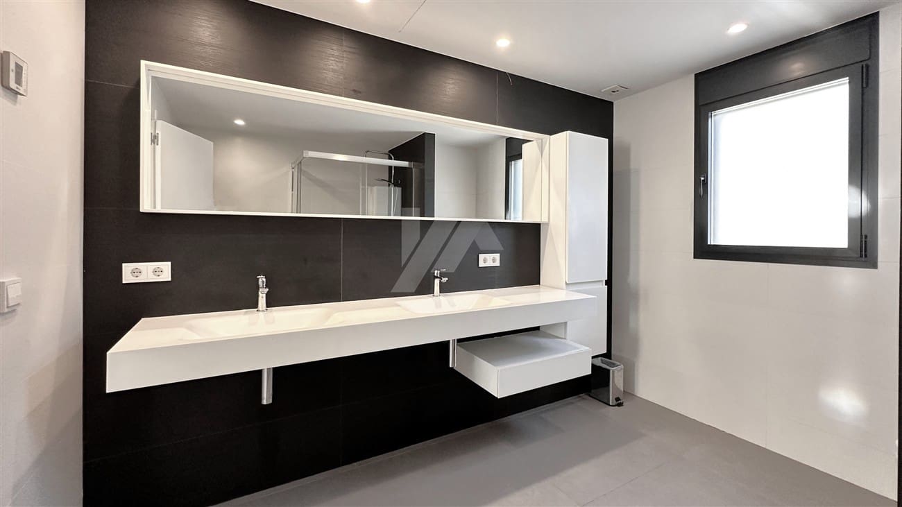 3 quarto Moradia para venda em Teulada-Moraira com piscina garagem - 1 050 000 € (Ref: 9523763)