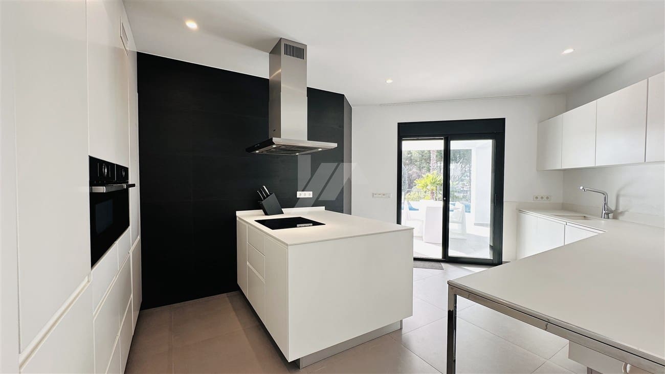 3 quarto Moradia para venda em Teulada-Moraira com piscina garagem - 1 050 000 € (Ref: 9523763)