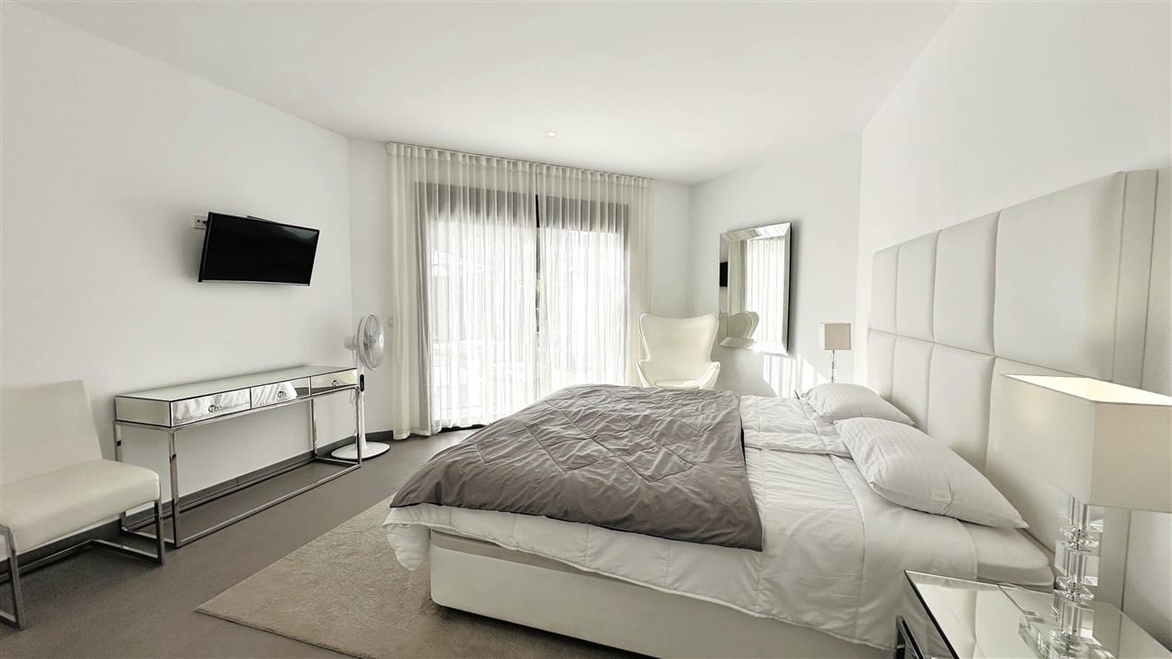 3 quarto Moradia para venda em Teulada-Moraira com piscina garagem - 1 050 000 € (Ref: 9523763)