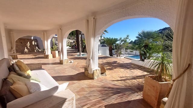 3 camera da letto Villa in vendita in Benissa con piscina garage - 695.000 € (Rif: 9626280)