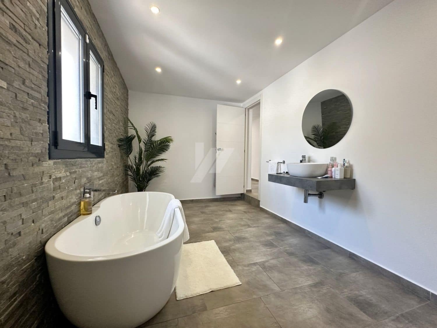 4 chambre Villa/Maison à vendre à Benissa avec piscine garage - 1 199 000 € (Ref: 9809365)