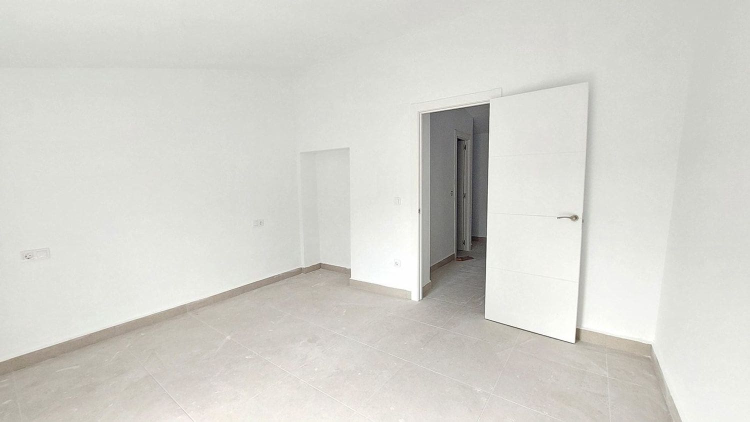 3 sovrum Hus till salu i Pinoso med garage - 135 000 € (Ref: 9810937)