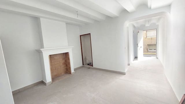 3 sovrum Hus till salu i Pinoso med garage - 135 000 € (Ref: 9810937)