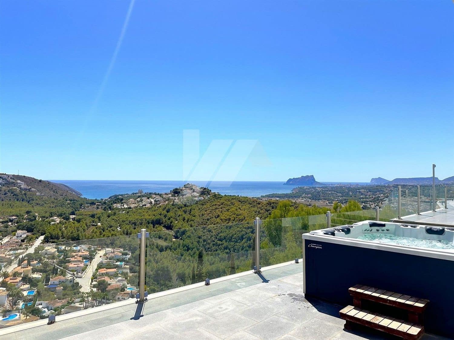 4 sovrum Villa till salu i Moraira med pool garage - 1 990 000 € (Ref: 9810939)