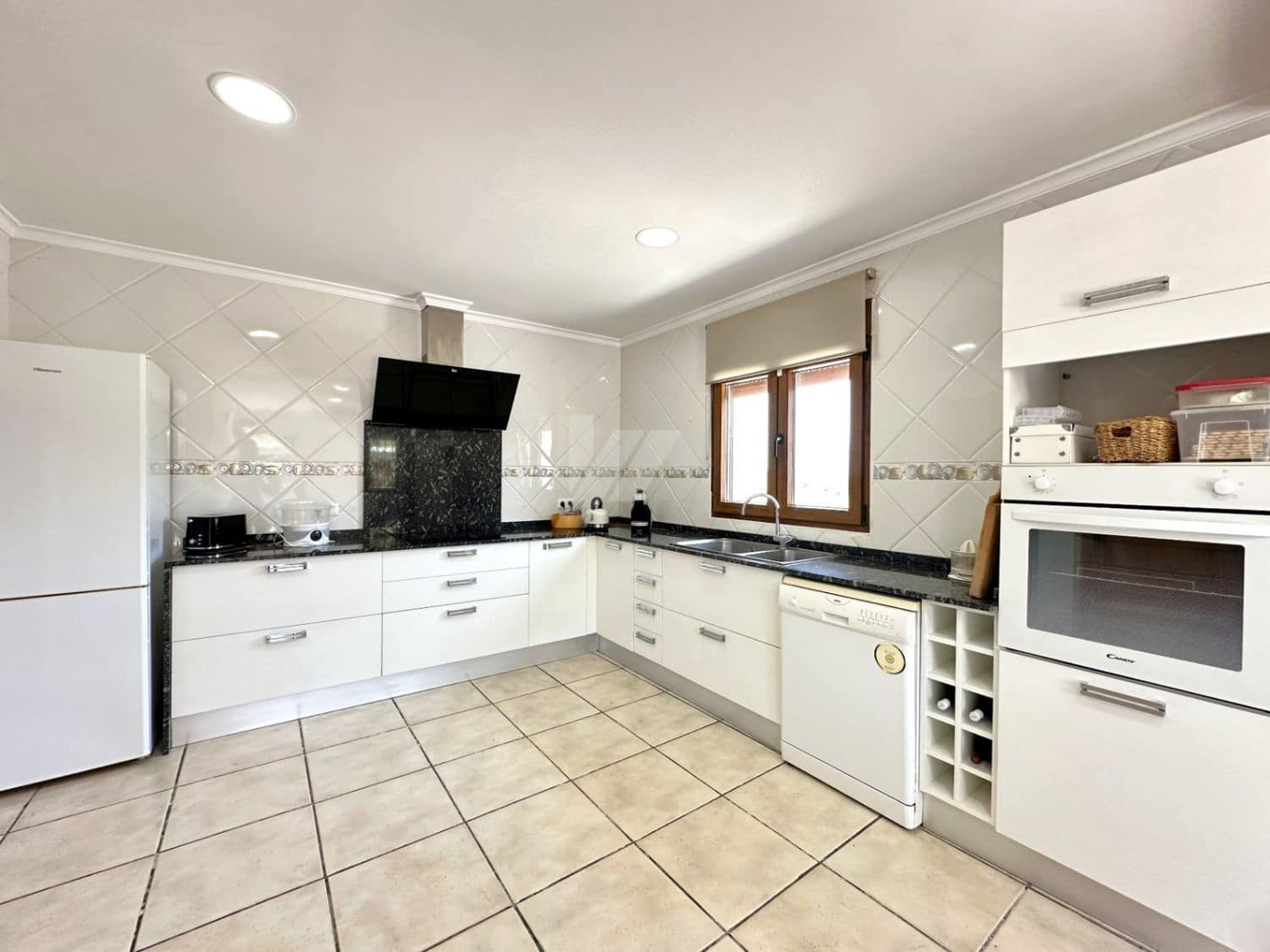 3 chambre Finca/Maison de Campagne à vendre à Teulada avec garage - 625 000 € (Ref: 9810941)